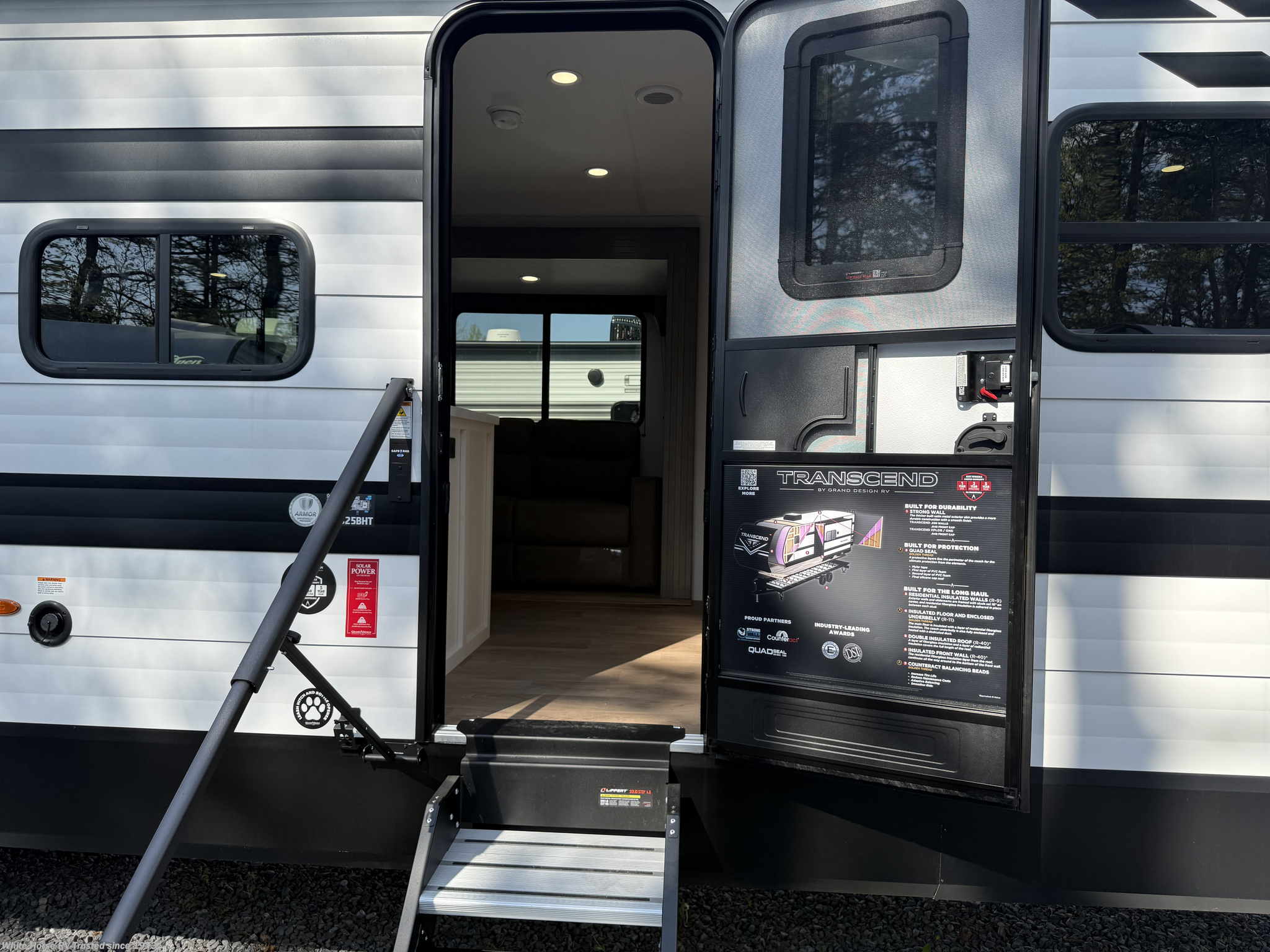 2026 Transcend 325BHT by Grand Design from White Horse RV Center in Egg Harbor City, New Jersey
