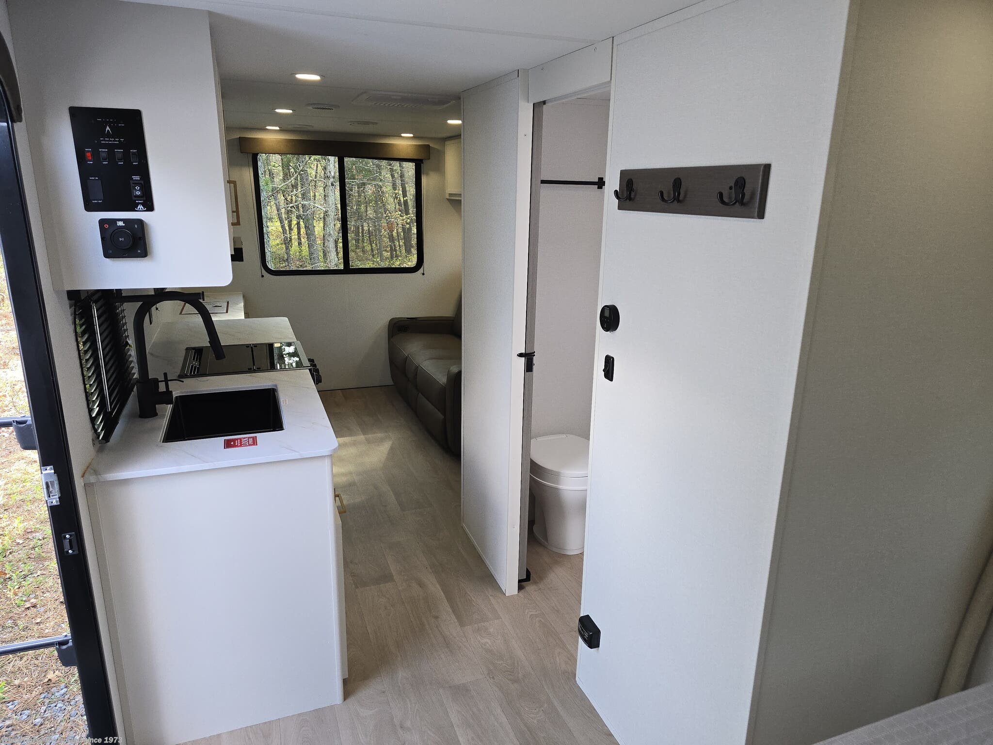 2026 Transcend Xplor 21RLX by Grand Design from White Horse RV Center in Egg Harbor City, New Jersey