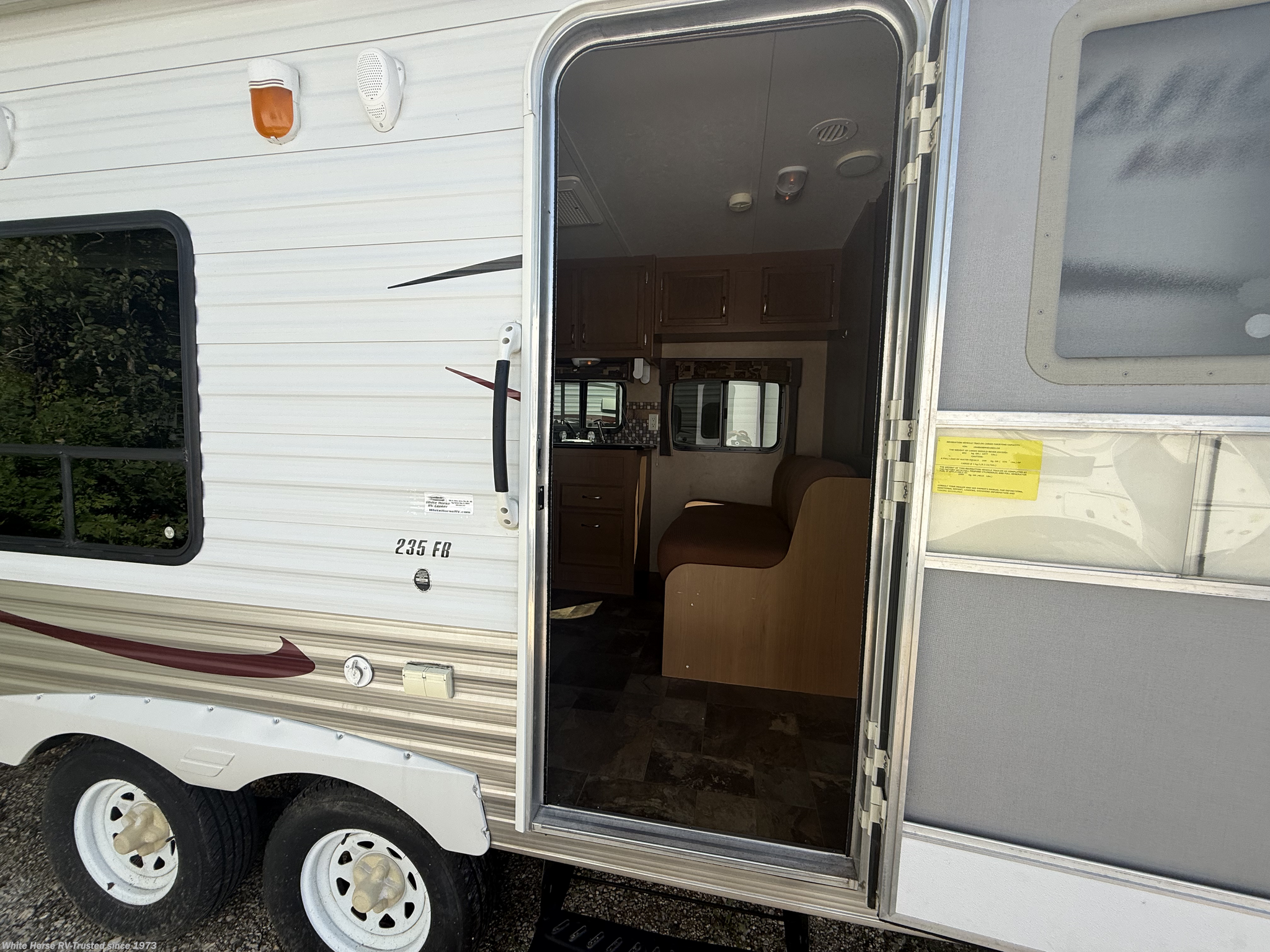 2013 Autumn Ridge 235FB by Starcraft from White Horse RV Center in Egg Harbor City, New Jersey
