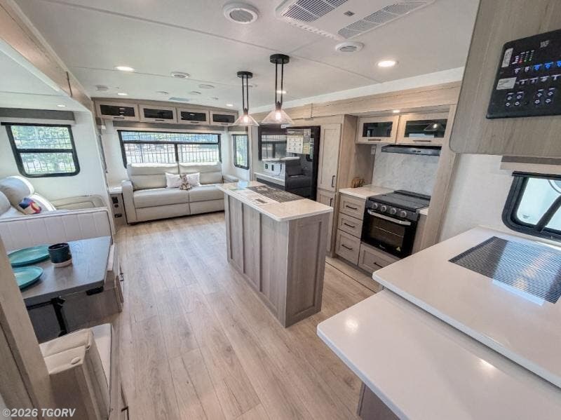 2026 Rockwood Ultra Lite 2906RL by Forest River from TGORV in Greeley, Colorado