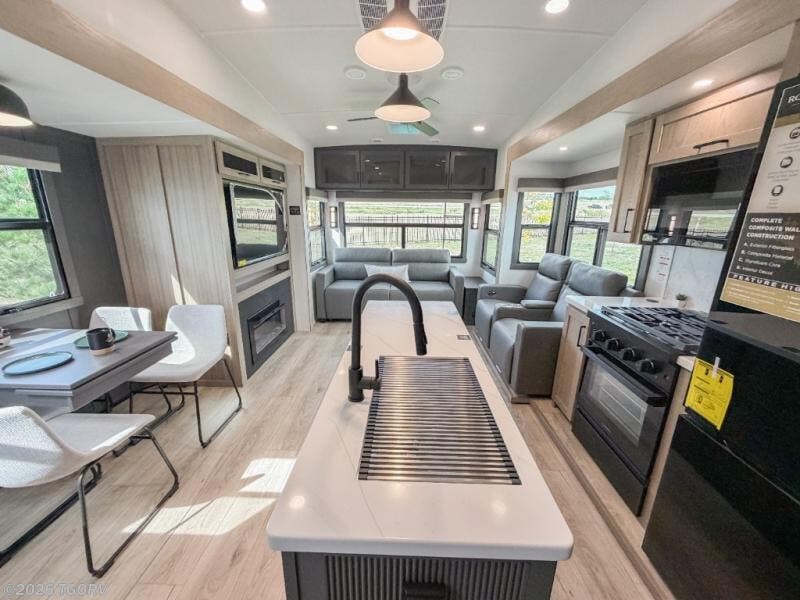 2026 Rockwood Signature R372RL by Forest River from TGORV in Greeley, Colorado