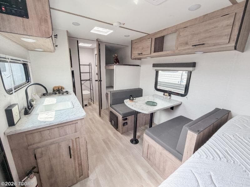 2025 Gulf Stream Enlighten SUPER LITE 17BH - Used Travel Trailer For Sale by TGORV in Greeley, Colorado