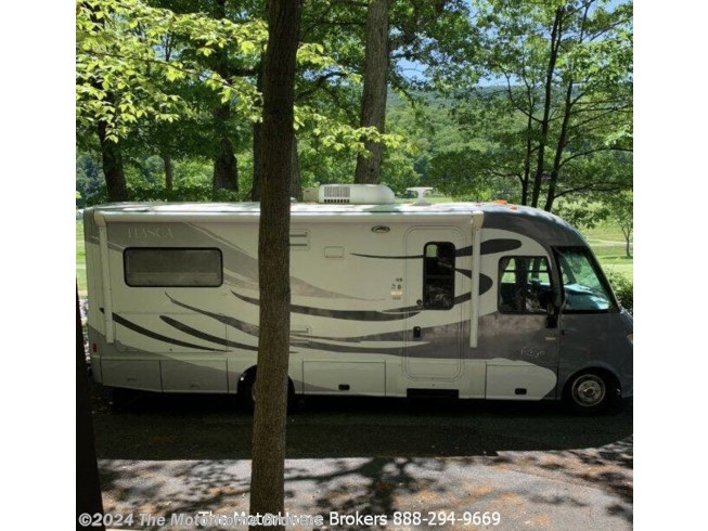 2011 Itasca Reyo 25T (in Bedford, PA) - Used Class A For Sale by The Motorhome Brokers in Salisbury, Maryland