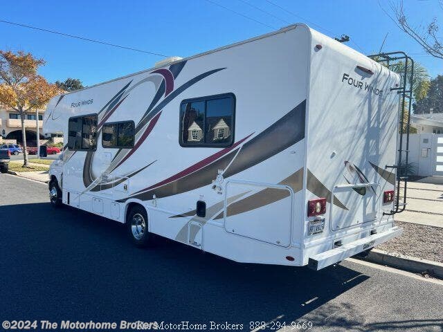 2020 Four Winds 28A (in Los Alamitos, CA by Thor Motor Coach from The Motorhome Brokers in Salisbury, Maryland