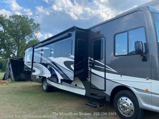 2019 Fleetwood Bounder 35P (in Lillington, NC) - Used Class A For Sale by The Motorhome Brokers in Salisbury, Maryland