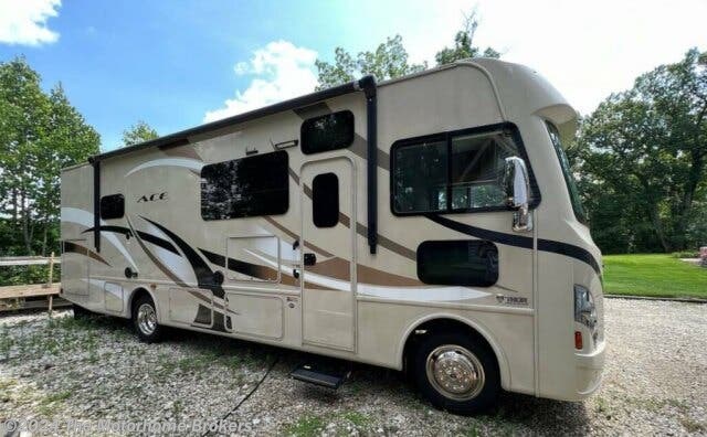 2017 Thor Motor Coach A.C.E. 29.4 (in Wadsworth, IL) - Used Class A For Sale by The Motorhome Brokers in Salisbury, Maryland
