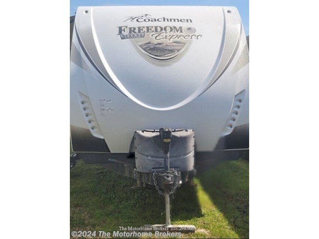 2017 Coachmen Freedom Express Liberty Edition 310BHDSLE - Used Travel Trailer For Sale by The Motorhome Brokers in Salisbury, Maryland