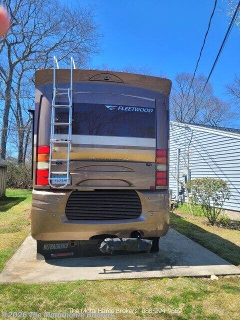 2007 Revolution LE 40E (in Mystic, CT) by Fleetwood from The Motorhome Brokers in Salisbury, Maryland