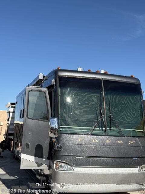 2005 Newmar Essex 4502 (in Yuma, AZ) - Used Class A For Sale by The Motorhome Brokers in Salisbury, Maryland features Slide-out Battery Tray, Battery Charger, Air Assist Suspension, Enclosed Underbelly, Refrigerator