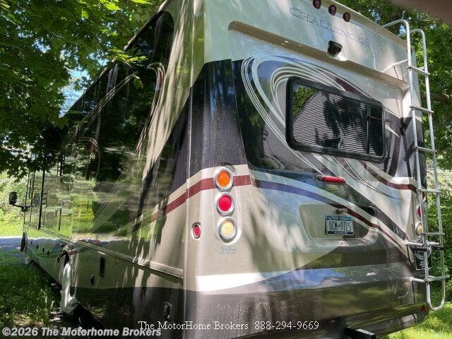 2013 Challenger 37KT (in Scotia, NY) by Thor Motor Coach from The Motorhome Brokers in Salisbury, Maryland