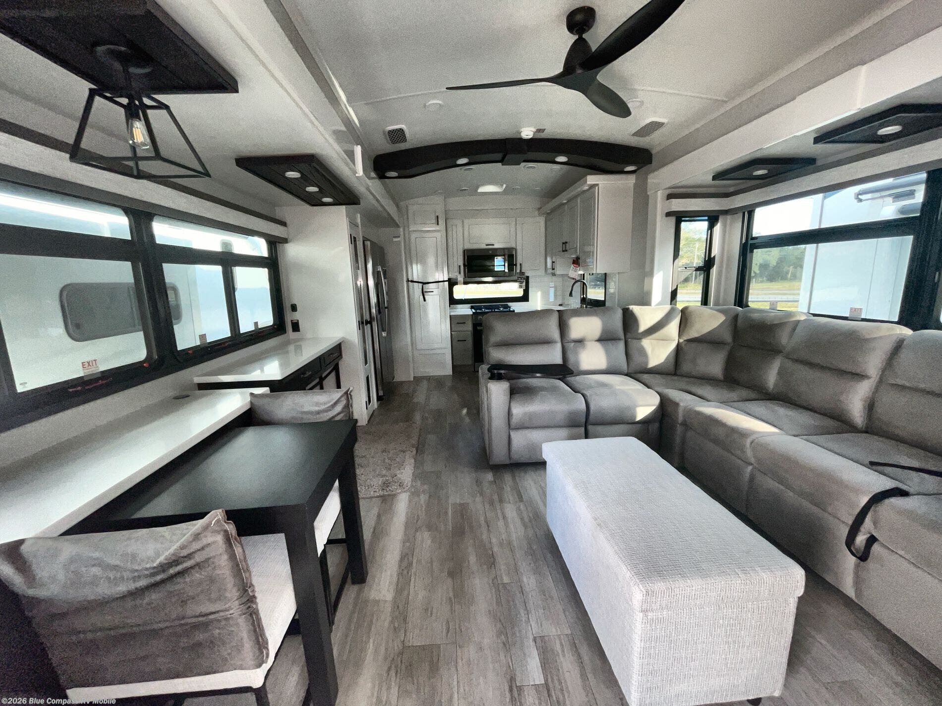 New 2025 Jayco Pinnacle 38FBRK available in Theodore, Alabama