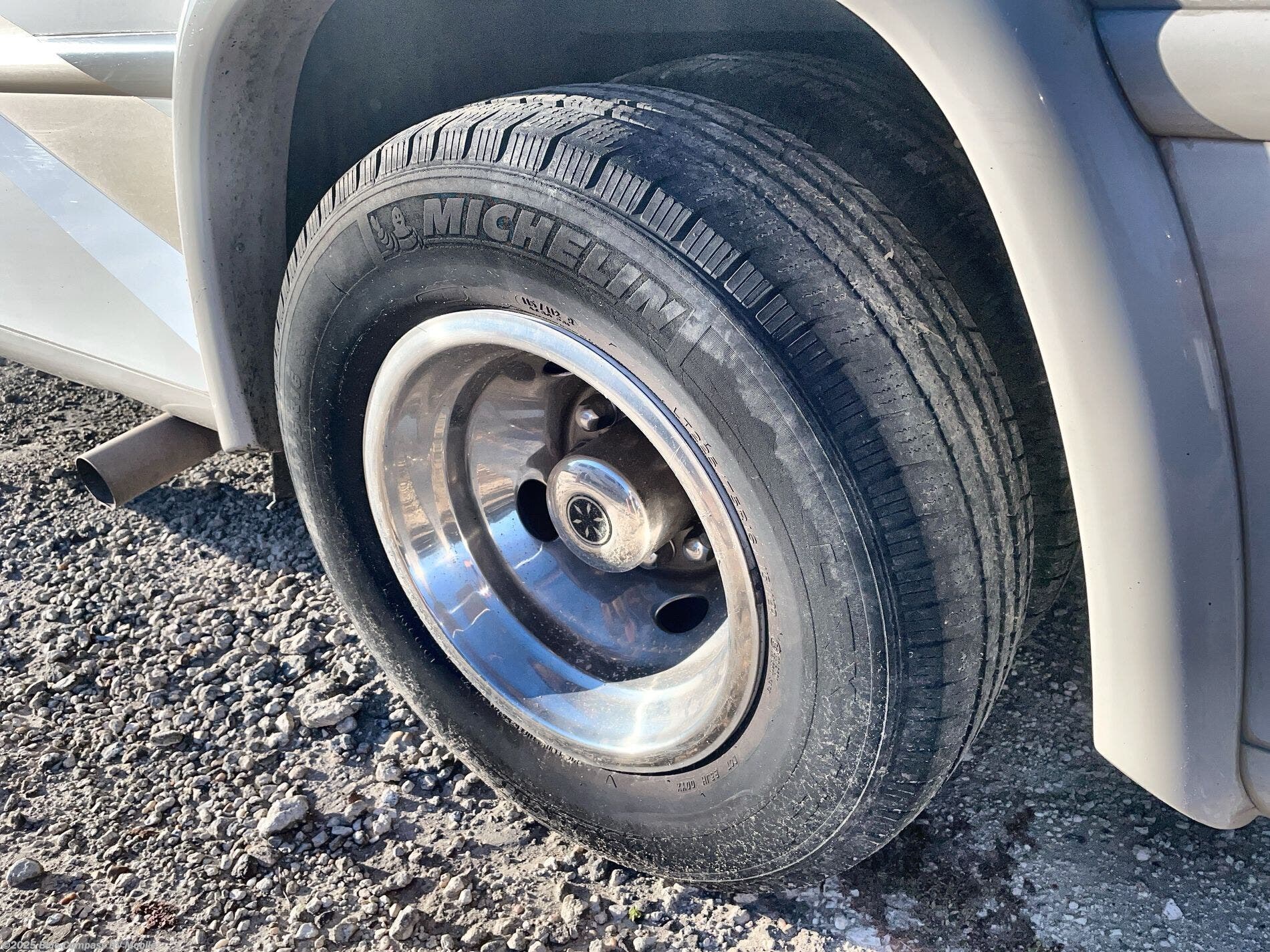 2017 Axis 25.2 by Thor Motor Coach from Blue Compass RV Mobile in Theodore, Alabama