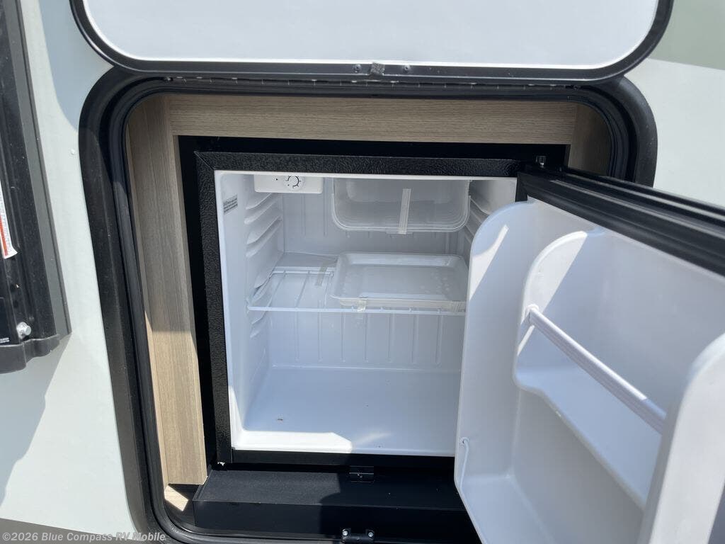 2027 Flagstaff Super Lite 26MBR by Forest River from Blue Compass RV Mobile in Theodore, Alabama
