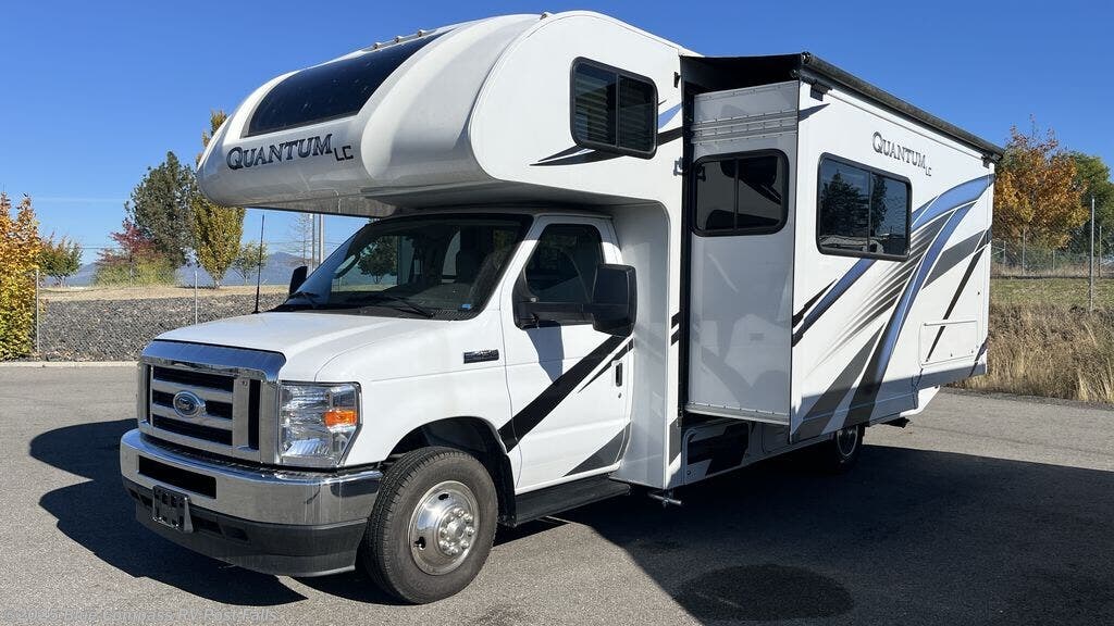 2024 Quantum LC LC25 by Thor Motor Coach from Blue Compass RV Post Falls in Post Falls, Idaho