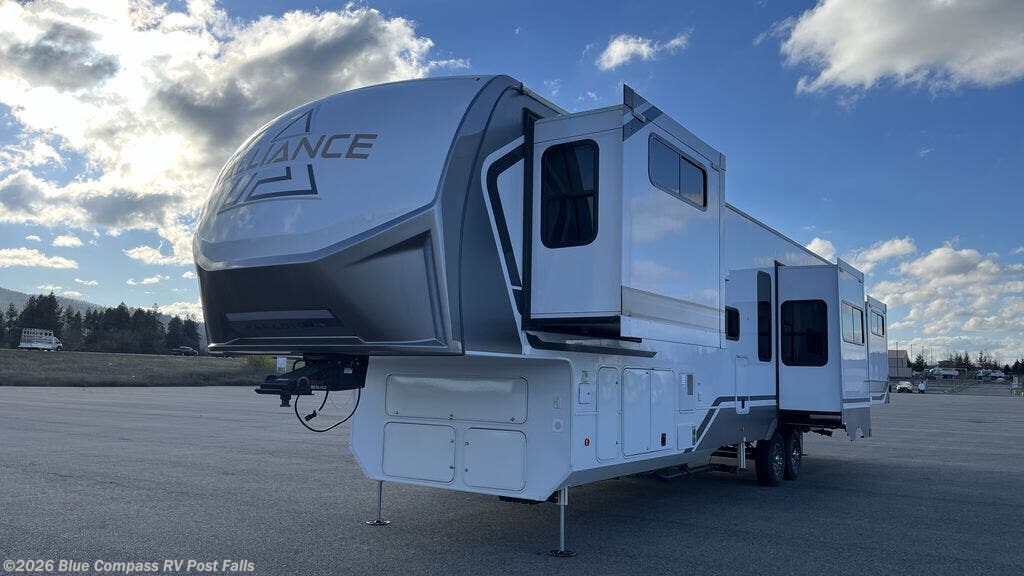 2025 Paradigm 395DS by Alliance RV from Blue Compass RV Post Falls in Post Falls, Idaho
