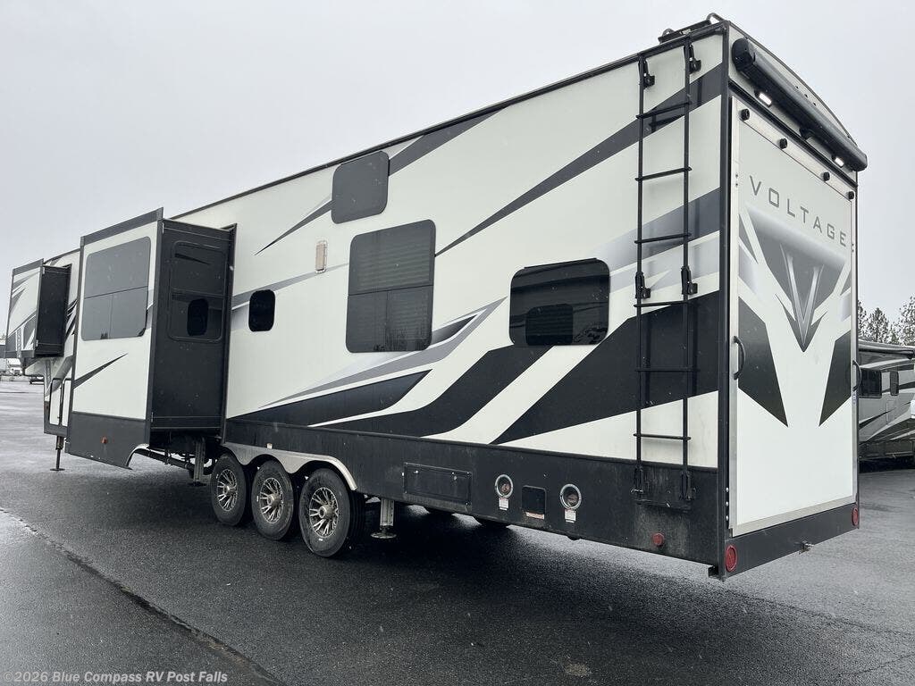 Used 2020 Dutchmen Voltage V4185 available in Post Falls, Idaho