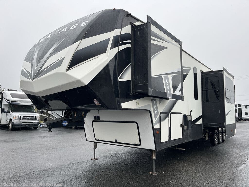 2020 Voltage V4185 by Dutchmen from Blue Compass RV Post Falls in Post Falls, Idaho