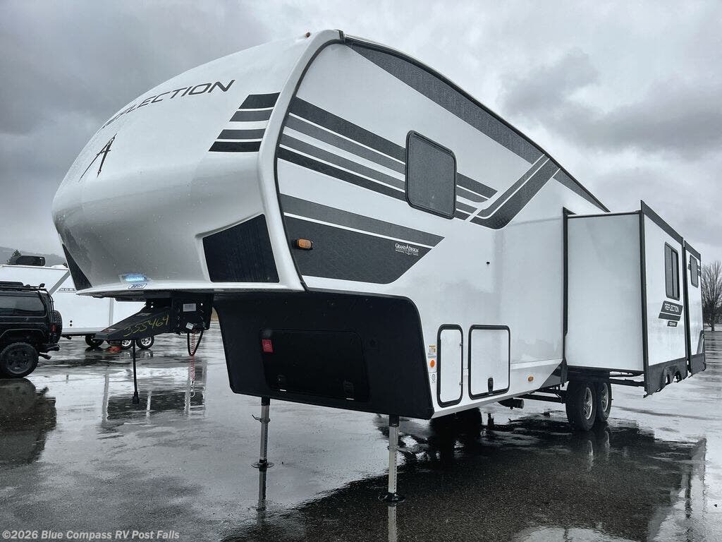 2026 Reflection 100 Series 32BH by Grand Design from Blue Compass RV Post Falls in Post Falls, Idaho