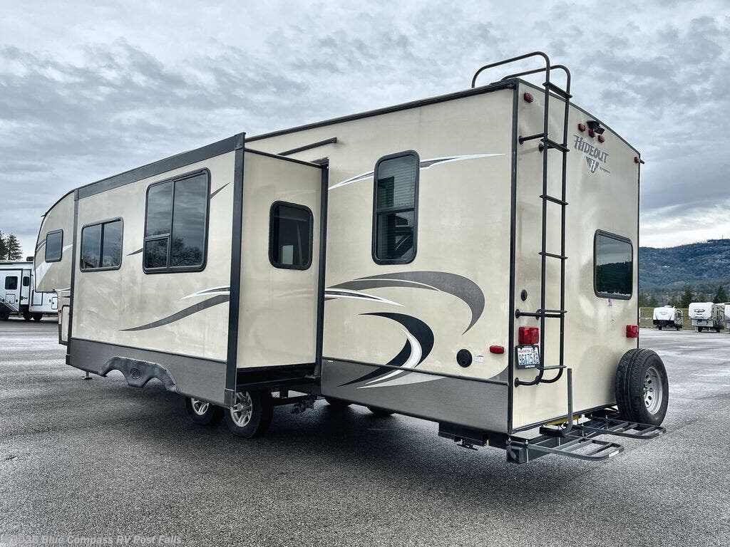 Used 2018 Keystone Hideout 298BHDS available in Post Falls, Idaho
