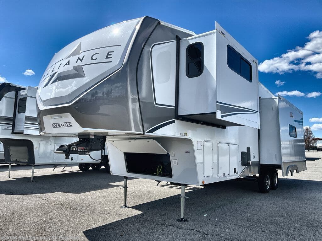 2026 Avenue 32RLS by Alliance RV from Blue Compass RV Post Falls in Post Falls, Idaho