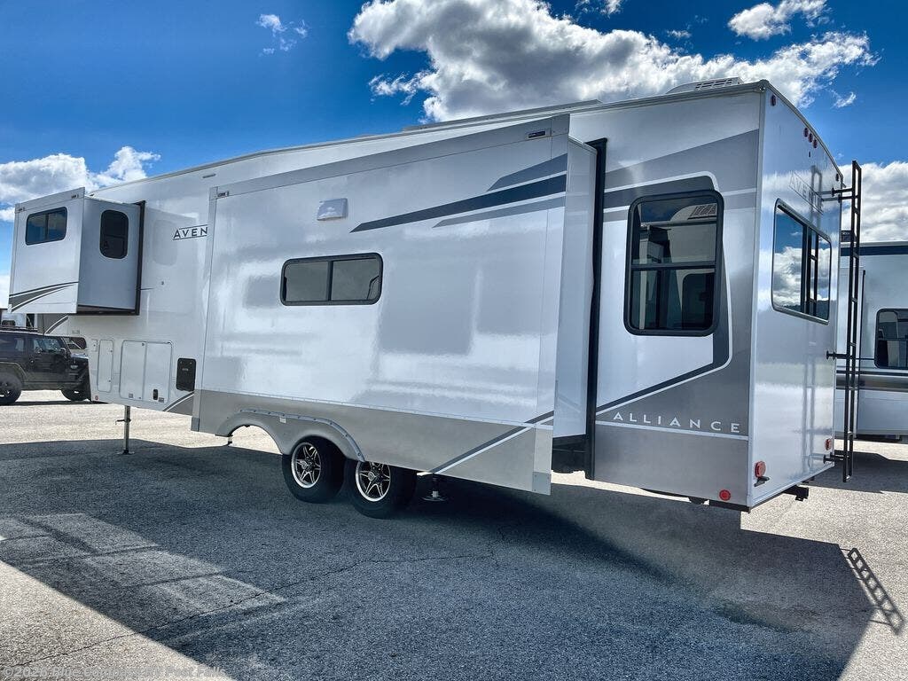 New 2026 Alliance RV Avenue 32RLS available in Post Falls, Idaho