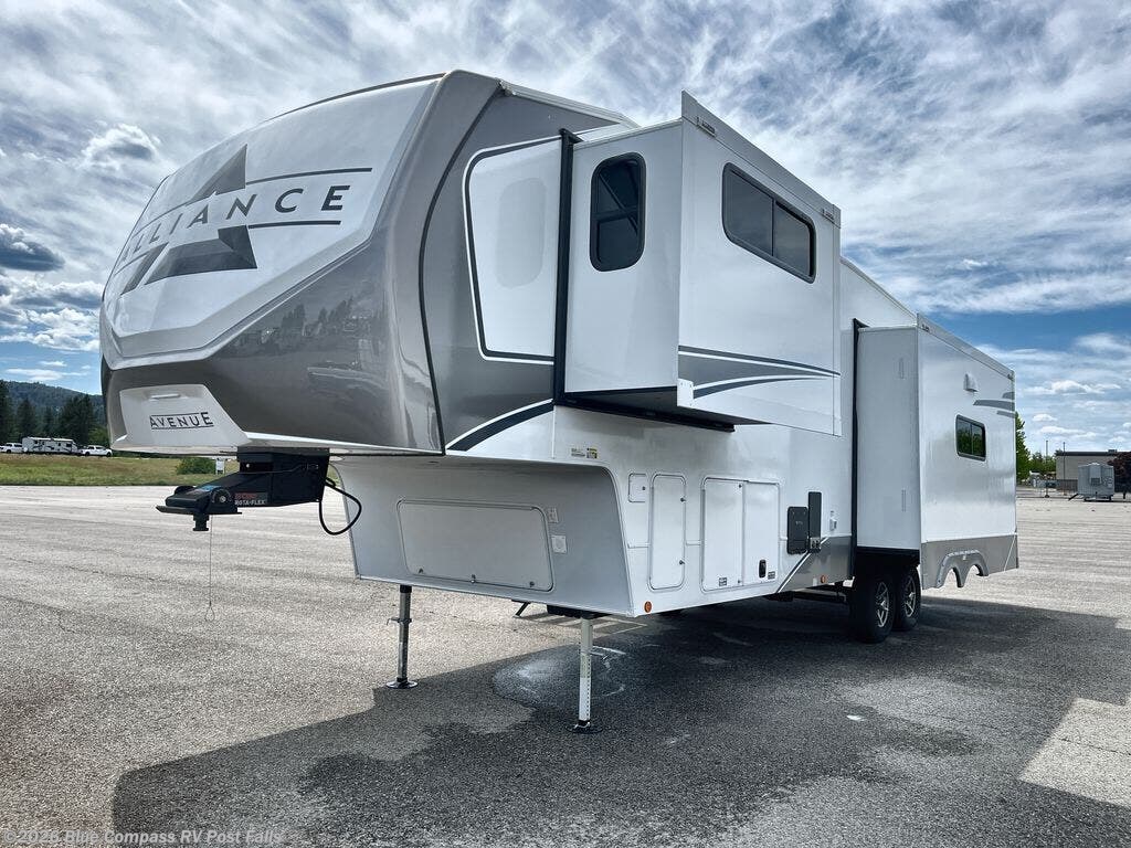 2026 Avenue 32RLS by Alliance RV from Blue Compass RV Post Falls in Post Falls, Idaho