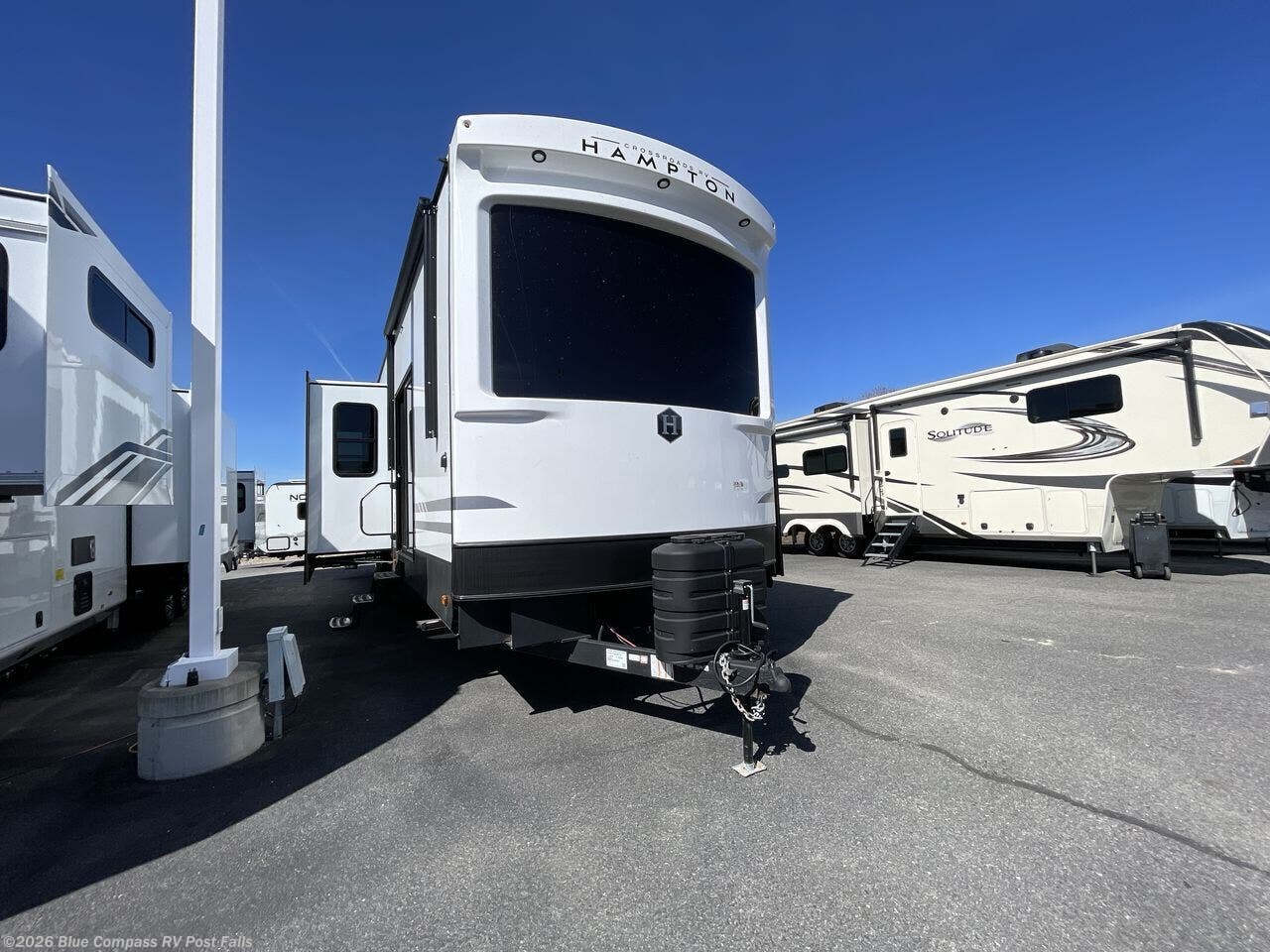 2026 Hampton 388FKL by CrossRoads from Blue Compass RV Post Falls in Post Falls, Idaho