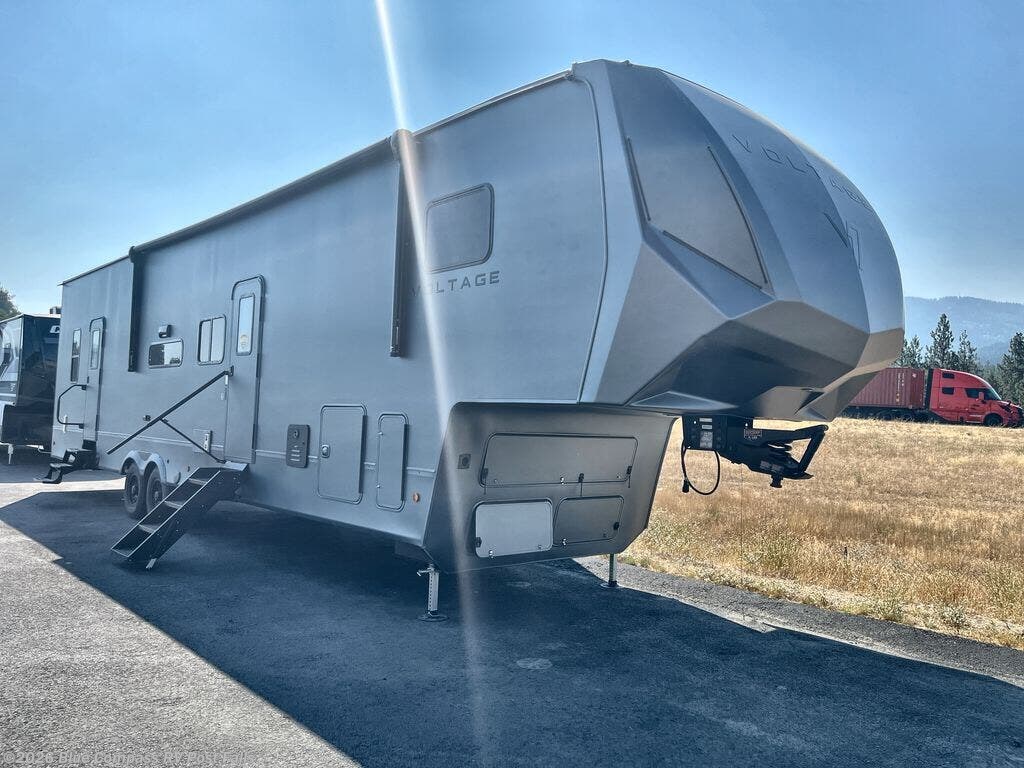 2026 Voltage V-Series 3800 by Dutchmen from Blue Compass RV Post Falls in Post Falls, Idaho