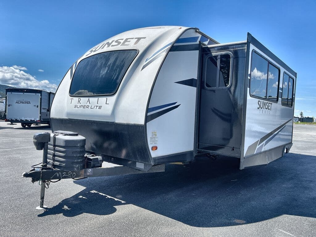 Used 2021 CrossRoads Sunset Trail SS257FK available in Post Falls, Idaho