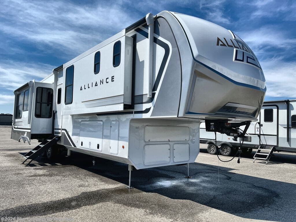 2027 Paradigm 382RK by Alliance RV from Blue Compass RV Post Falls in Post Falls, Idaho