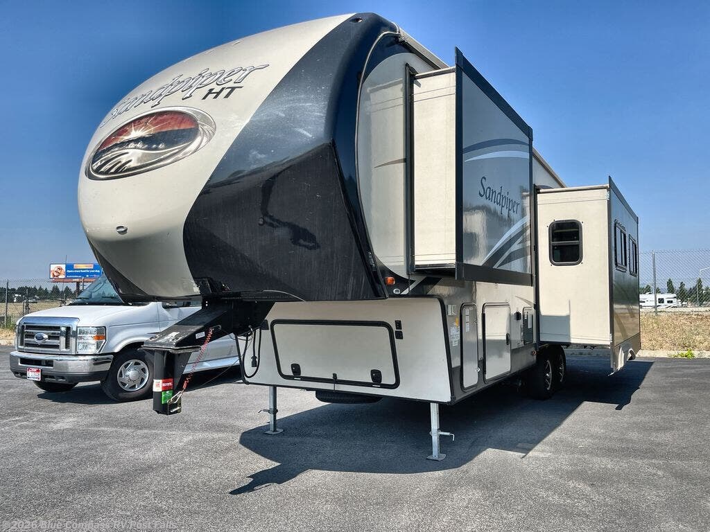 Used 2017 Forest River Sandpiper 3250IK available in Post Falls, Idaho