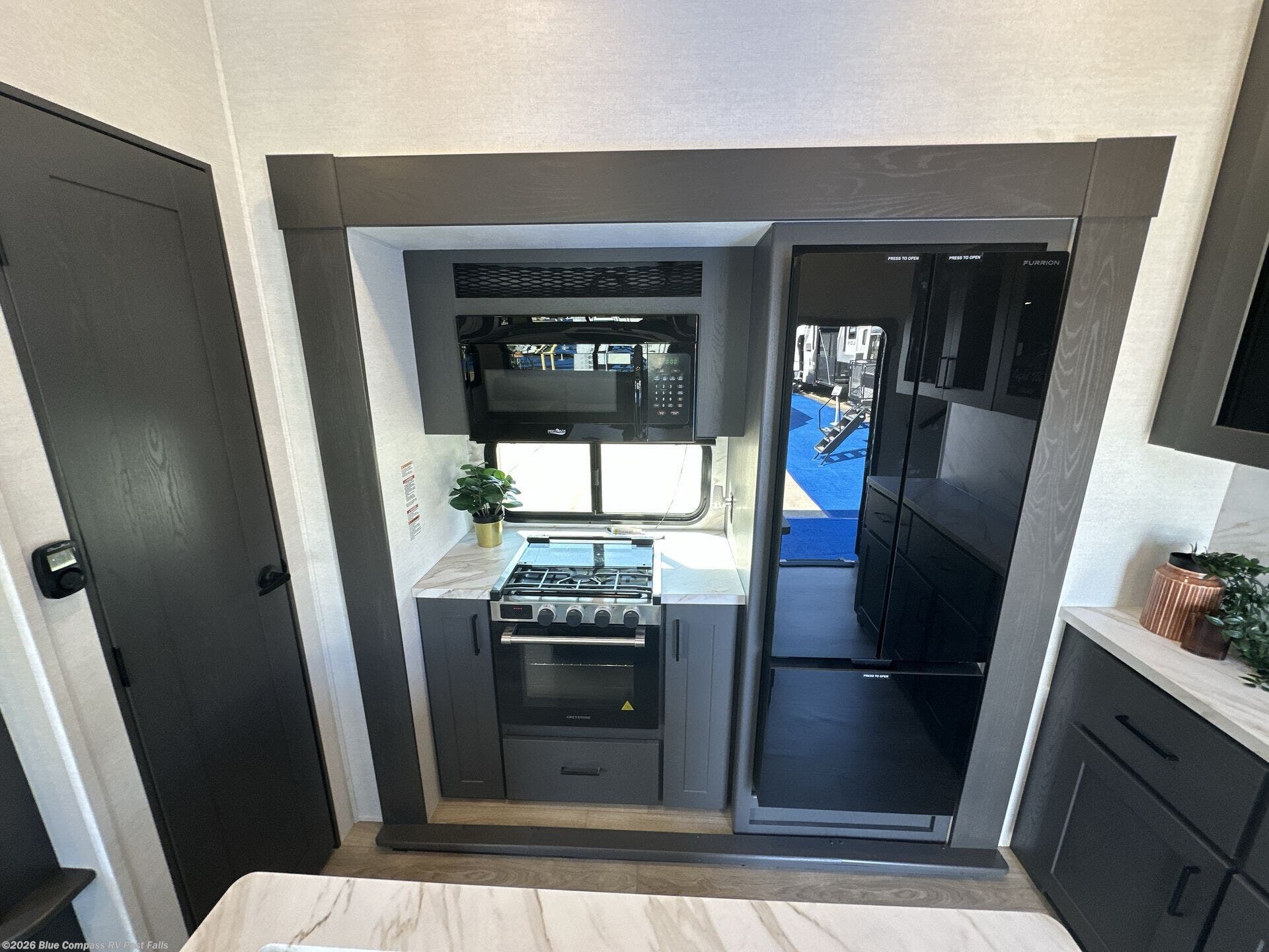 New 2027 Alliance RV Valor All-Access 32A10 available in Post Falls, Idaho