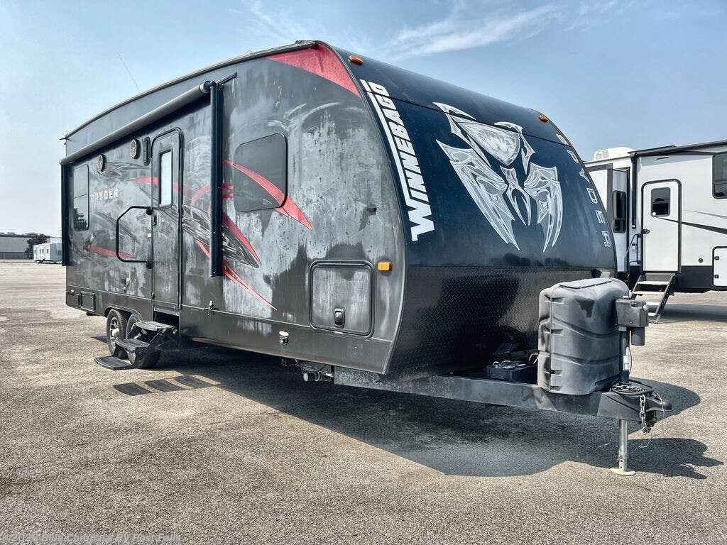 2016 Spyder 24FQ by Winnebago from Blue Compass RV Post Falls in Post Falls, Idaho