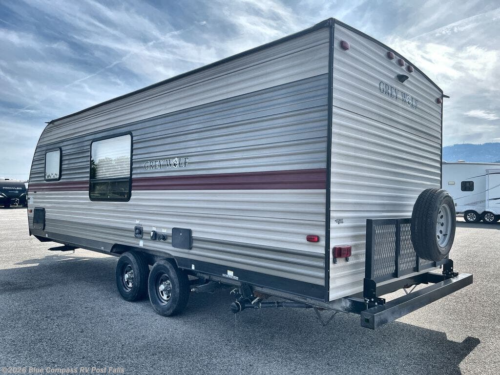 Used 2018 Forest River Cherokee Grey Wolf 22BH available in Post Falls, Idaho