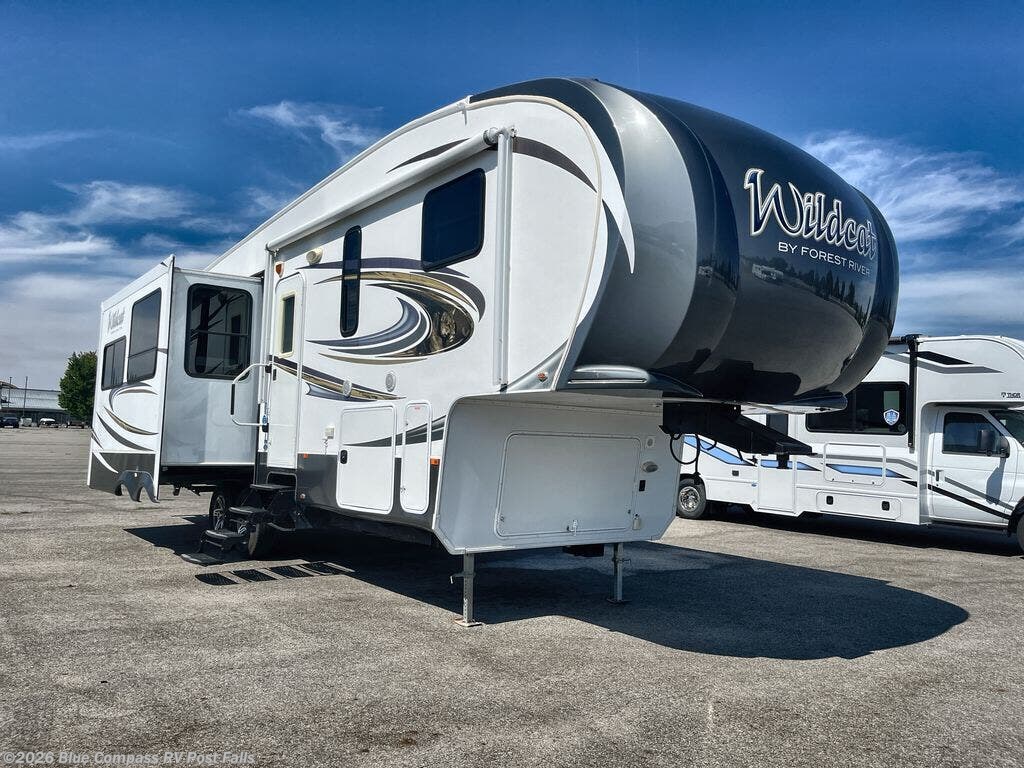 2015 Wildcat 295RSX by Forest River from Blue Compass RV Post Falls in Post Falls, Idaho