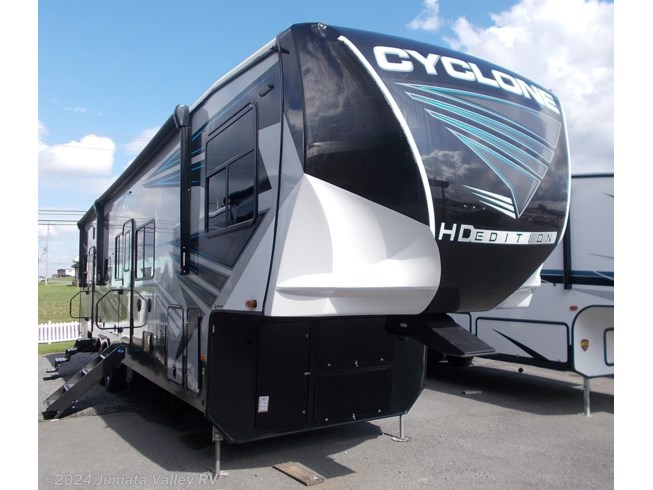 2022 Heartland Cyclone CY 3713 - New Toy Hauler For Sale by Juniata Valley RV in Mifflintown, Pennsylvania