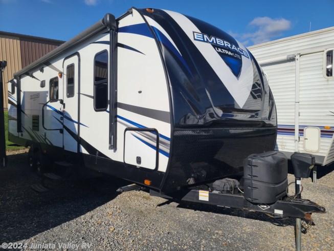 Used 2018 Cruiser RV Embrace EL280 available in Mifflintown, Pennsylvania