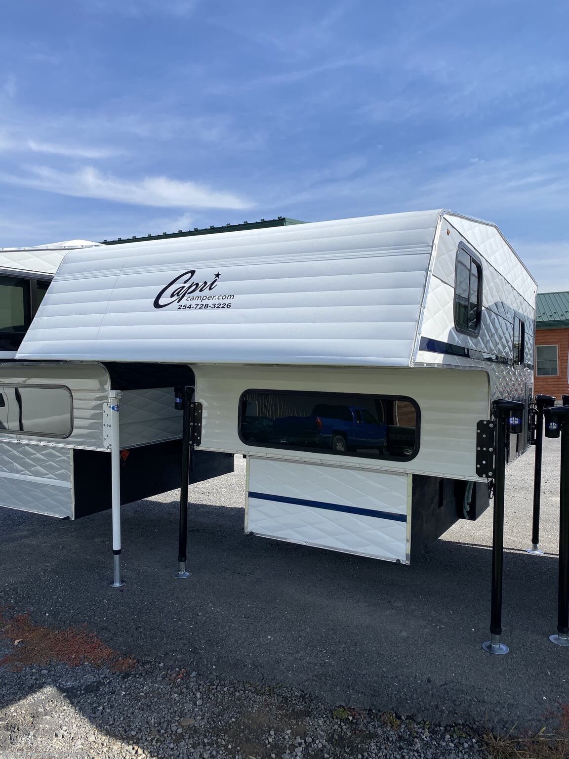 2023 Capri Retreat Short Bed 6.5' RV for Sale in Mifflintown, PA 17059