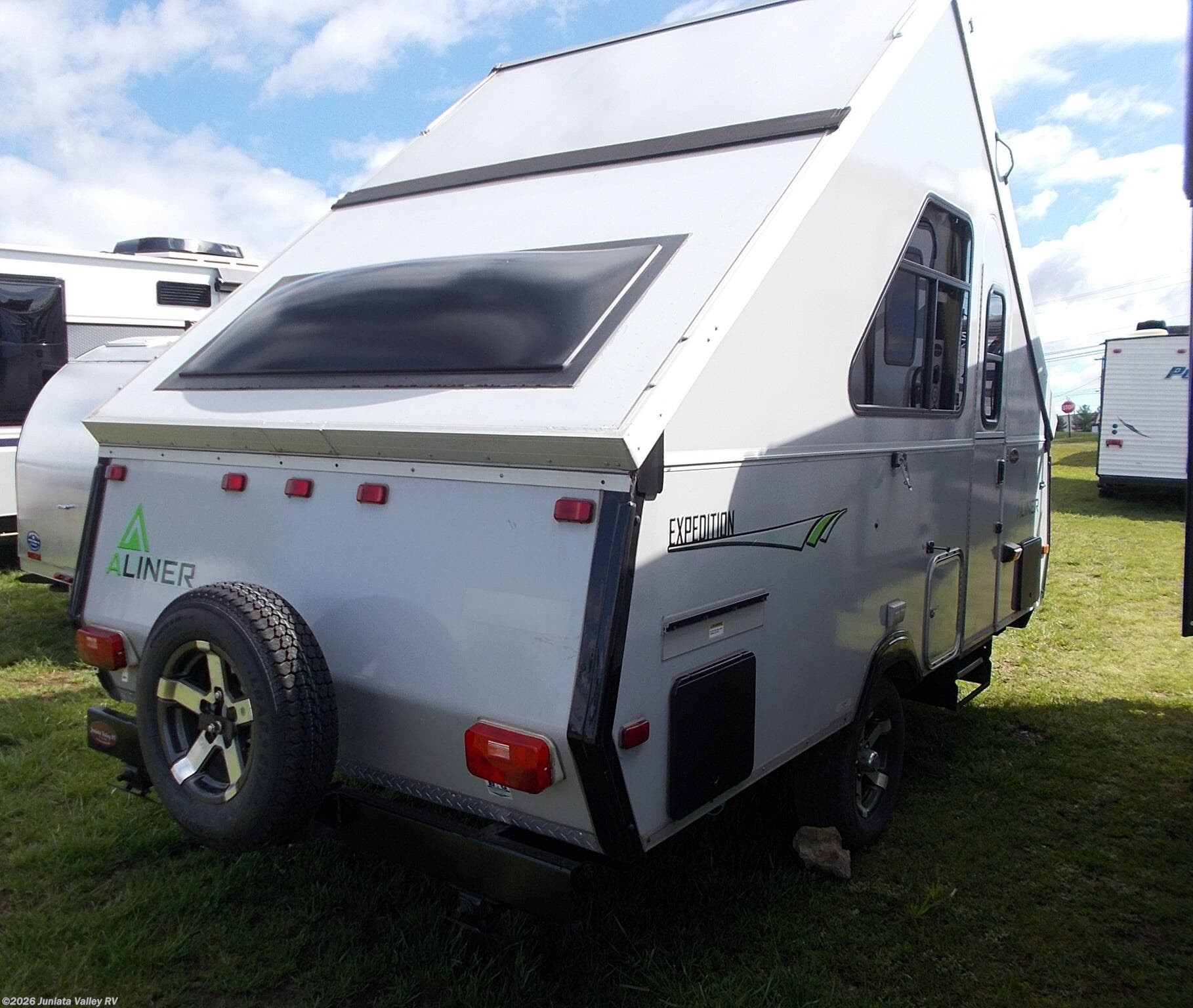 2013 Aliner Expedition Rear Mattress RV for Sale in Mifflintown, PA
