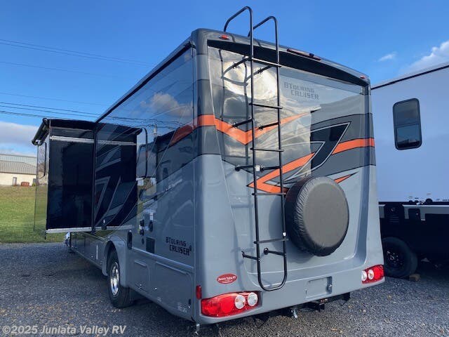 New 2025 Gulf Stream BTouring Cruiser 5255B available in Mifflintown, Pennsylvania