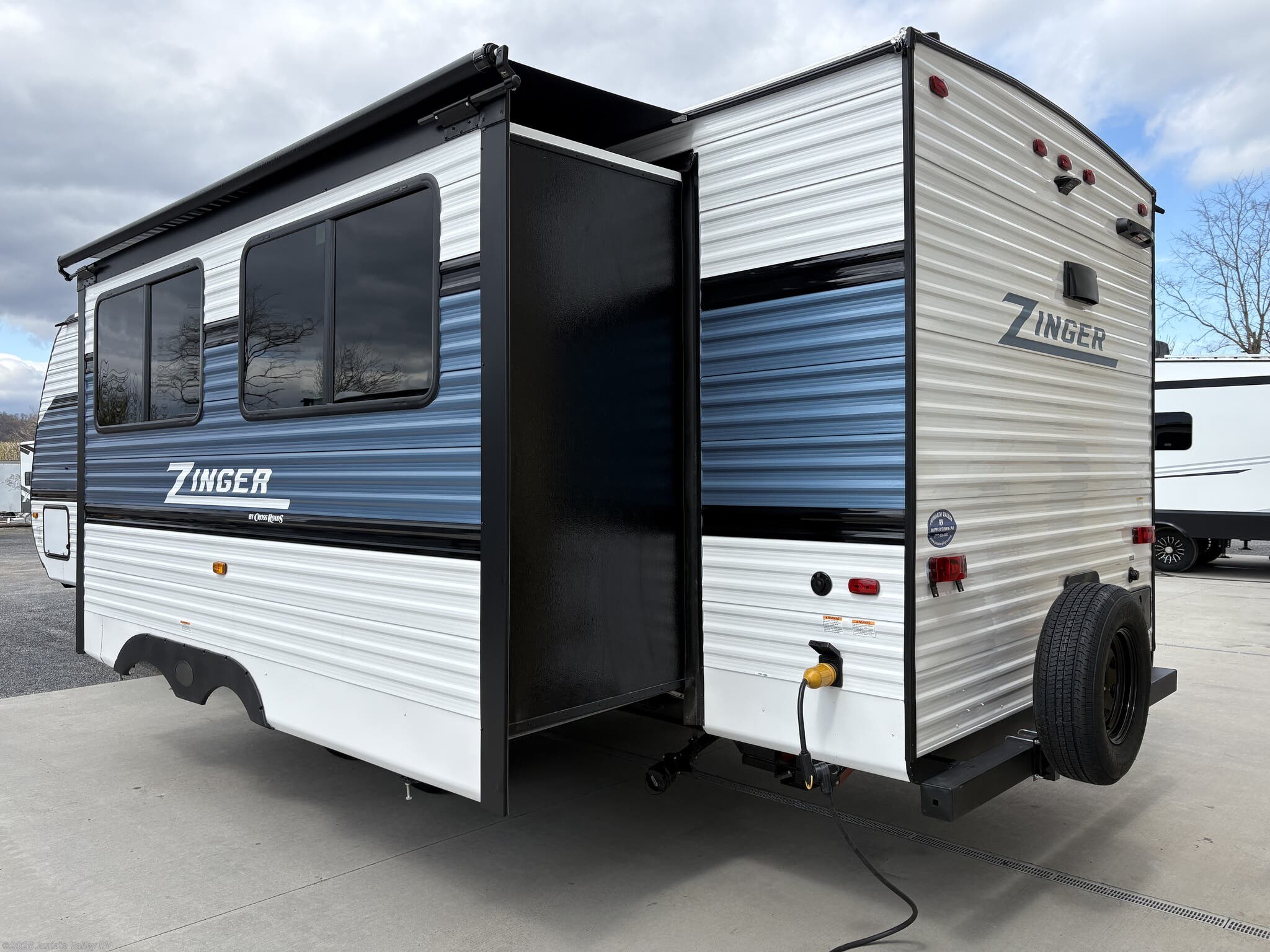 New 2025 CrossRoads Zinger ZR280RK available in Mifflintown, Pennsylvania