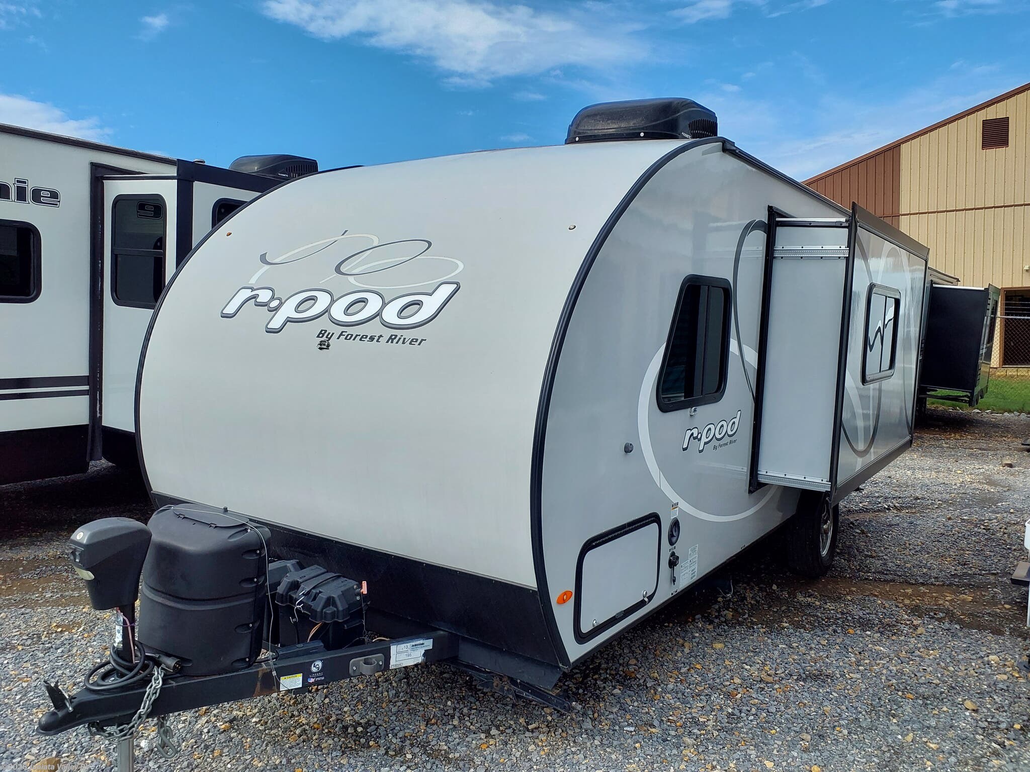 Used 2020 Forest River R-Pod RP-195 available in Mifflintown, Pennsylvania