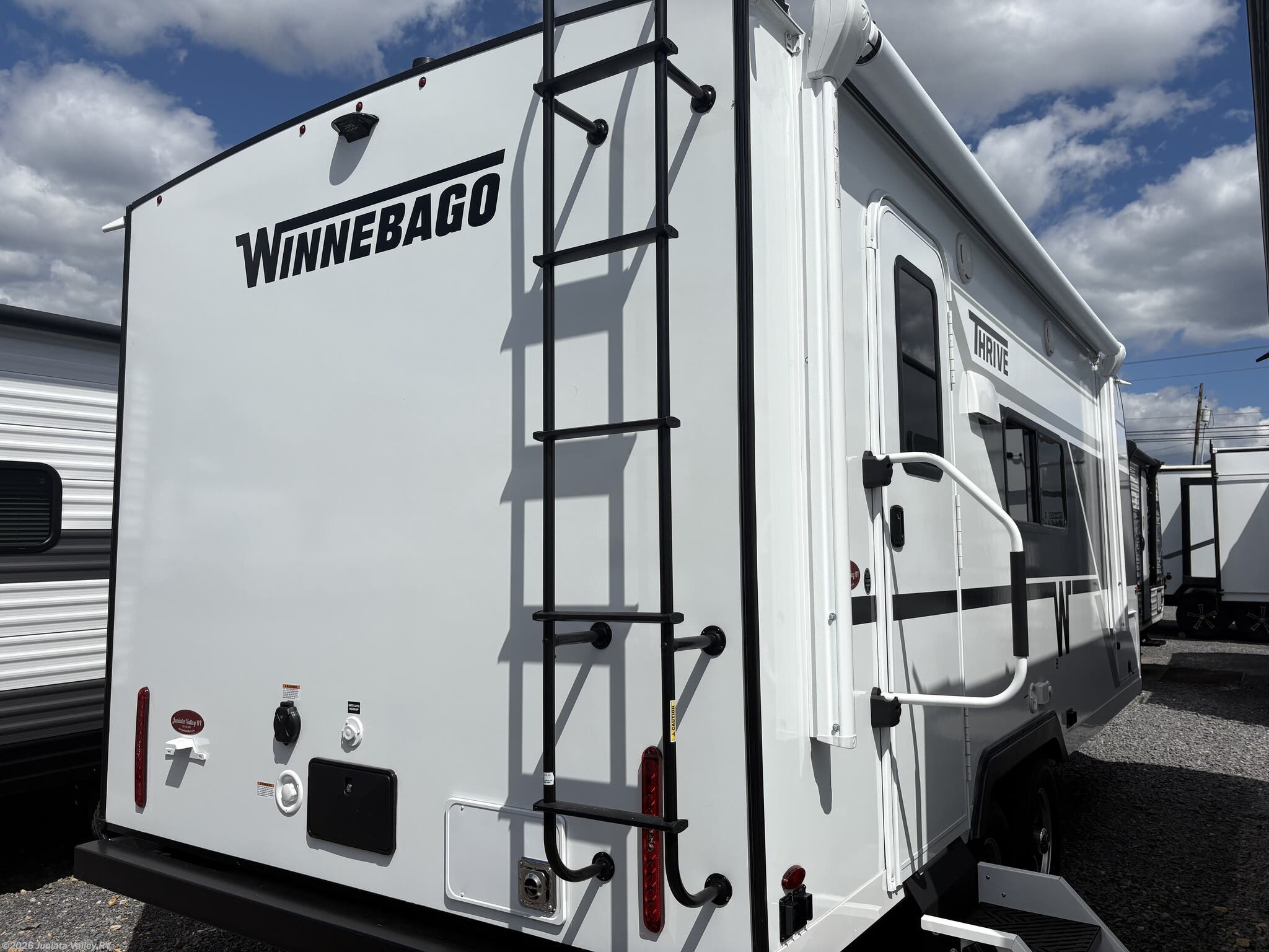 New 2026 Winnebago Thrive 18FBS available in Mifflintown, Pennsylvania