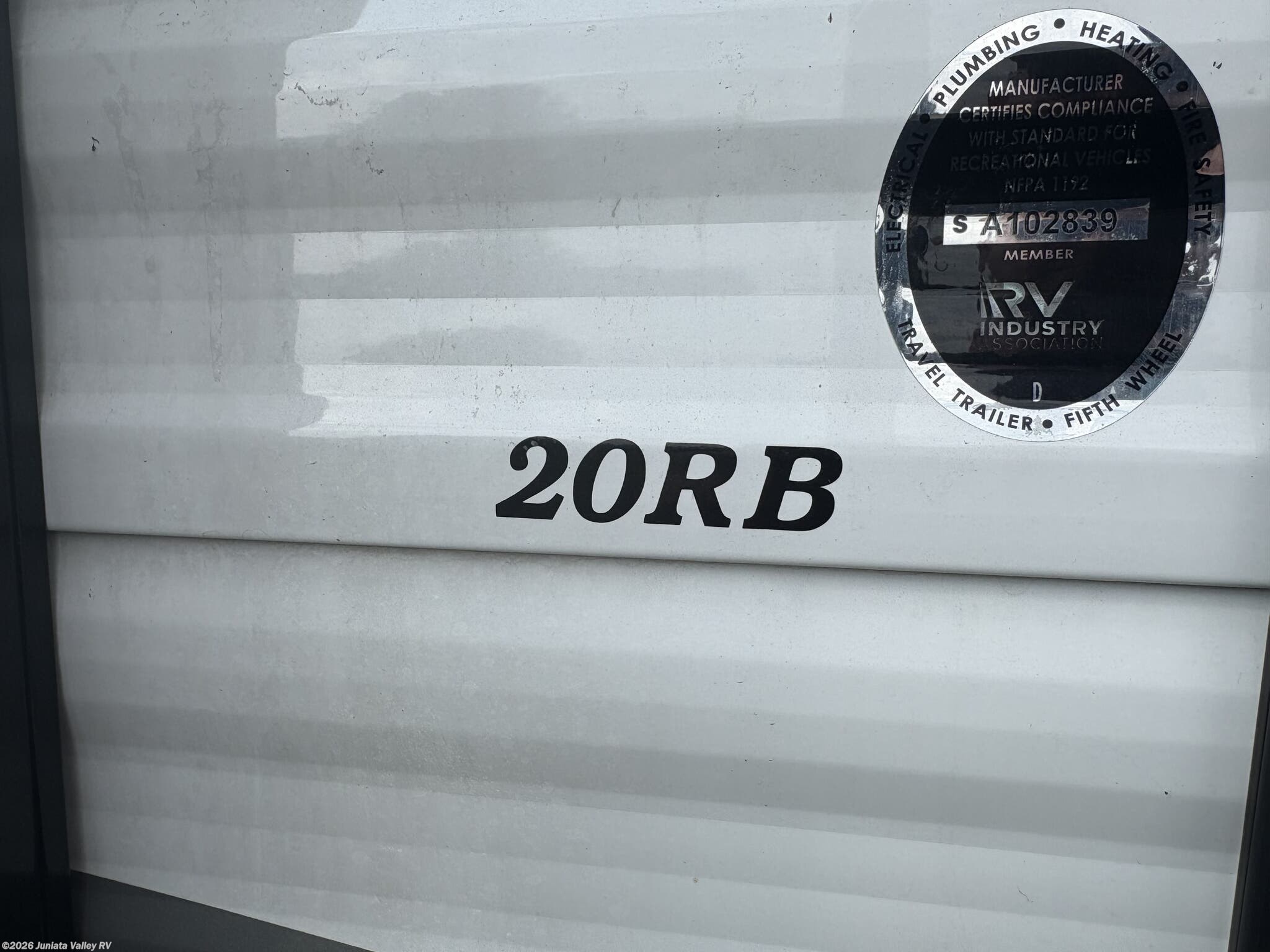 2022 Shasta Shasta - Used Travel Trailer For Sale by Juniata Valley RV in Mifflintown, Pennsylvania features Roof Vents, Water Heater, Leveling Jacks, Tinted Windows, Auxiliary Battery