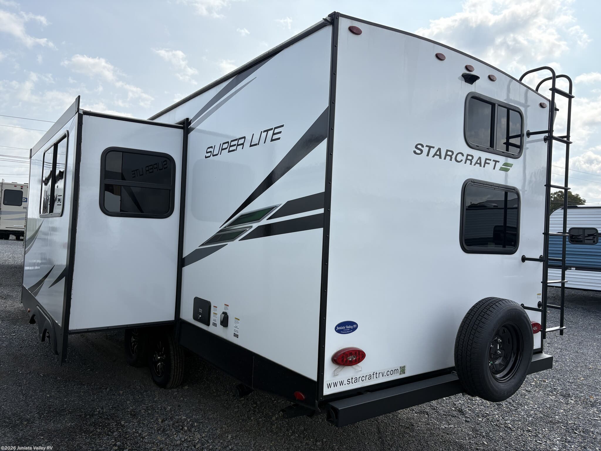 Used 2023 Starcraft Super Lite available in Mifflintown, Pennsylvania