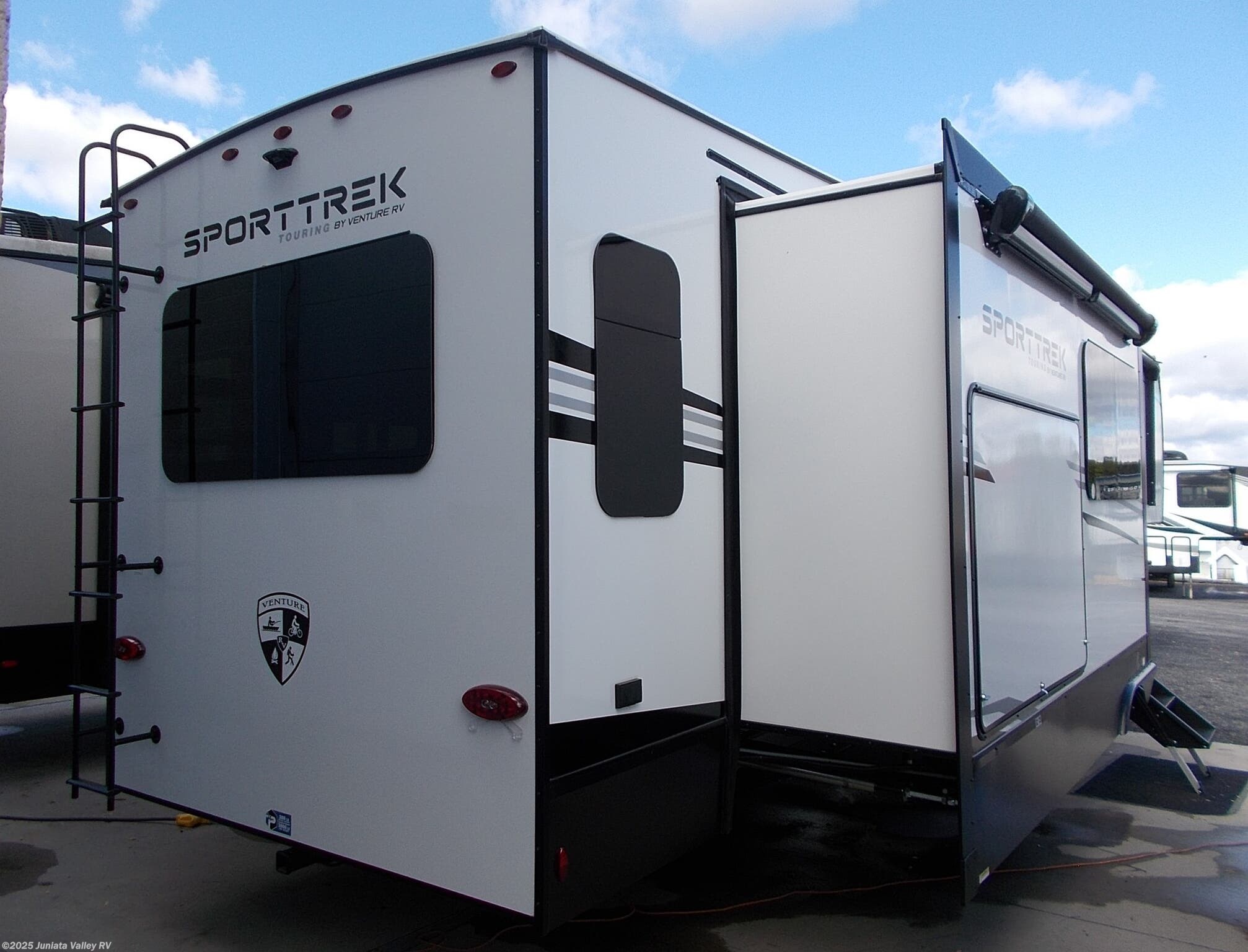 2026 Venture RV SportTrek 5 Touring Edition STTF363VFR