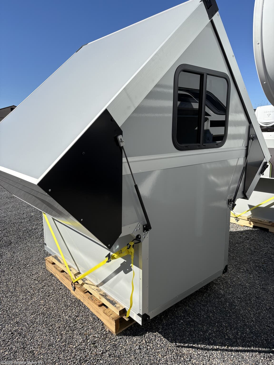 2026 Aliner Switchback - New Truck Camper For Sale by Juniata Valley RV in Mifflintown, Pennsylvania features 30 Amp Service, LED Lights