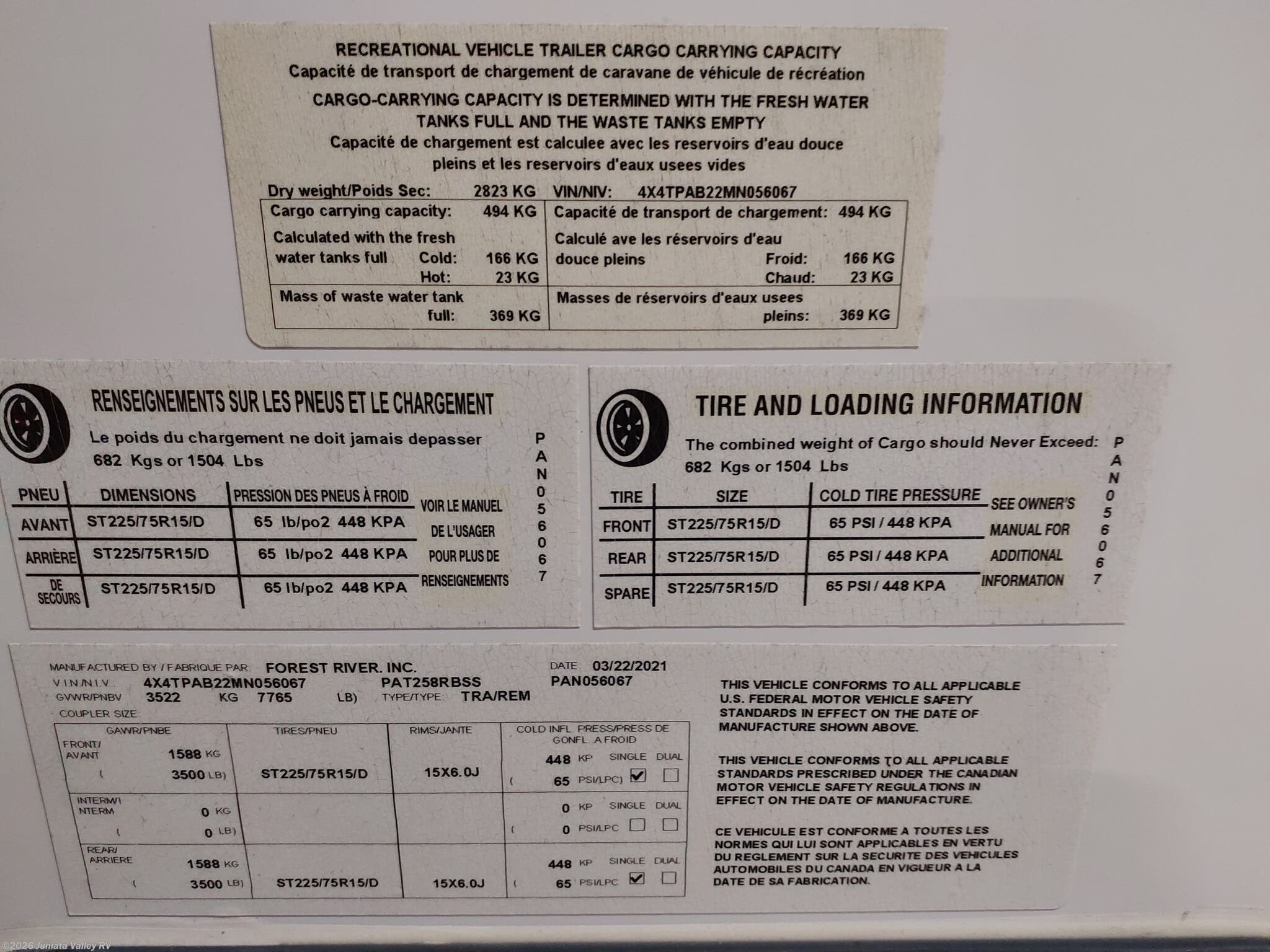 2021 Forest River Solaire 258RBSS - Used Travel Trailer For Sale by Juniata Valley RV in Mifflintown, Pennsylvania features Detachable Power Cord, Stove, Fire Extinguisher, Air Conditioning, Smoke Detector
