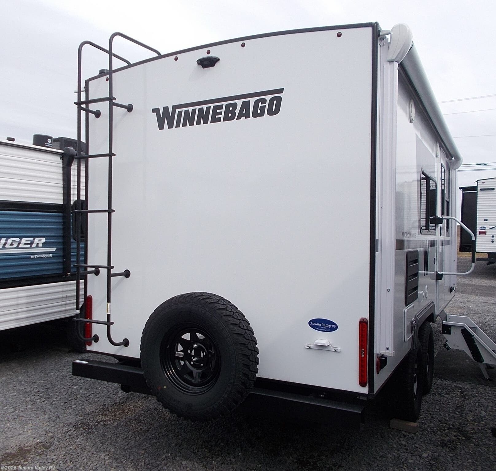 New 2026 Winnebago Micro Minnie 2108FBS available in Mifflintown, Pennsylvania