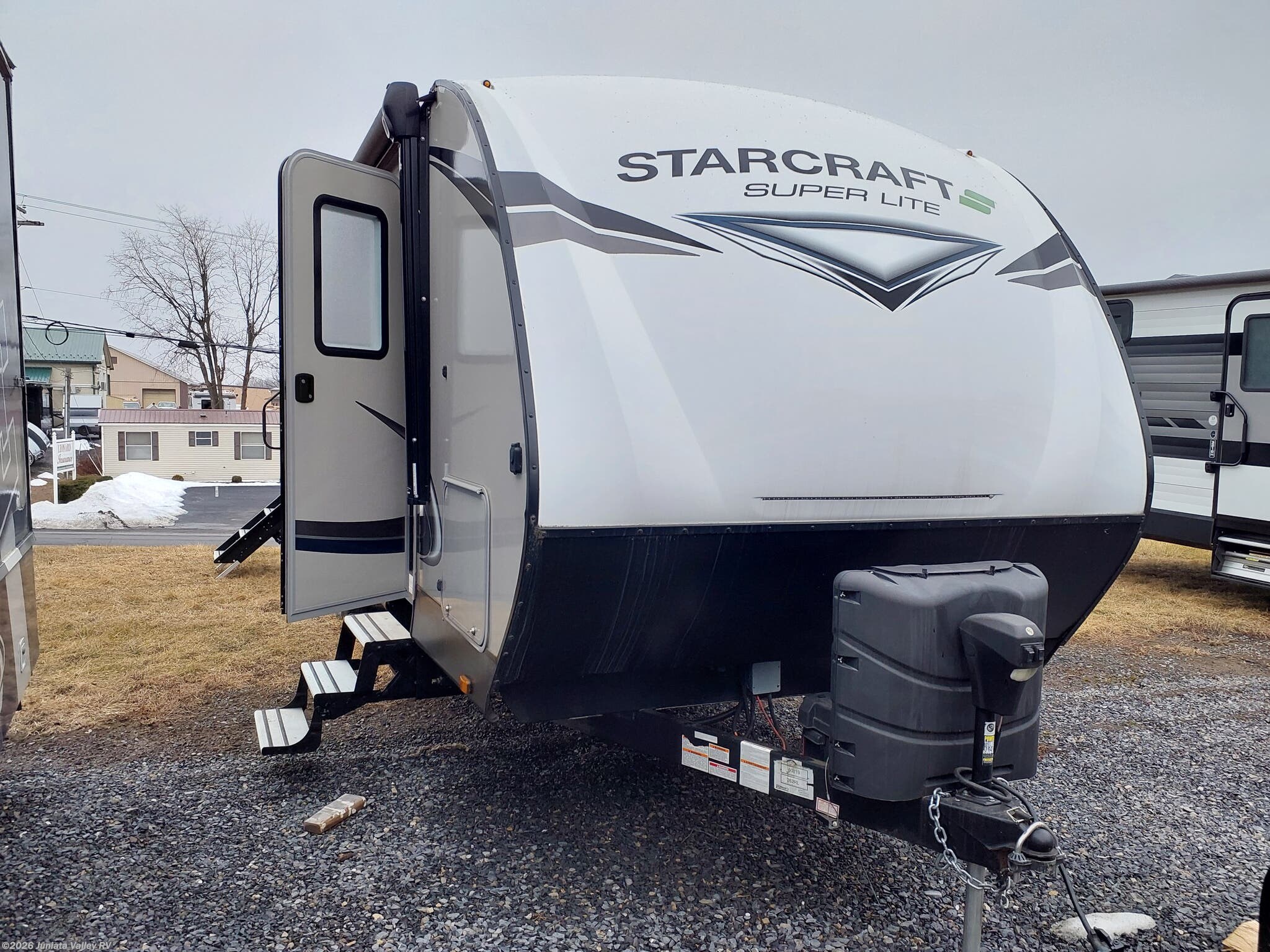Used 2021 Starcraft Super Lite 262RL available in Mifflintown, Pennsylvania